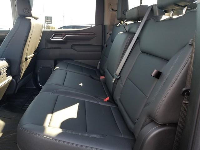 New 2026 GMC Sierra 1500 SLT w/ SLT Premium Package image 8