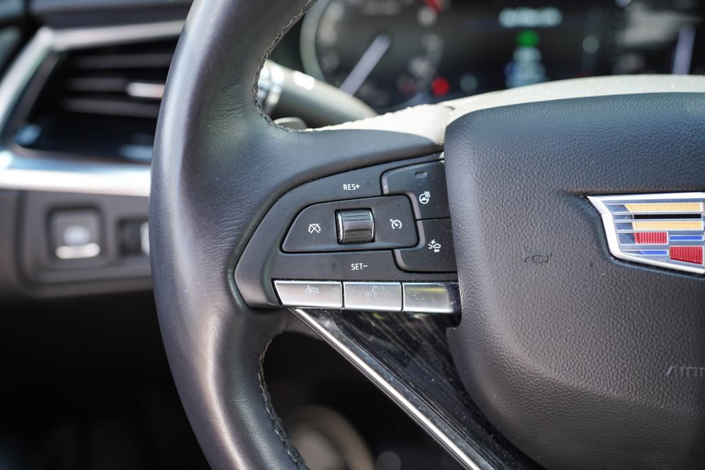 Used 2024 Cadillac XT6 Premium Luxury FWD image 31