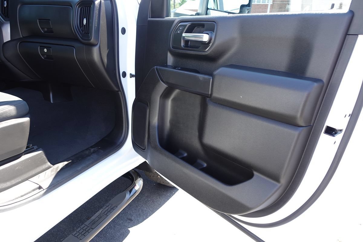 Used 2025 Chevrolet Silverado 2500 Custom w/ Custom Value Package AWD/4WD image 35