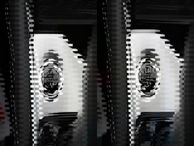 New 2025 Nissan Altima 2.5 SL image 32