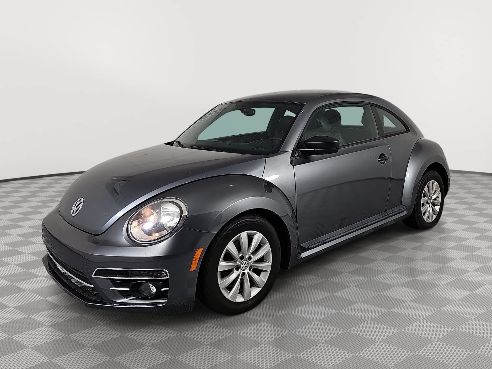 Used 2016 Volkswagen Beetle 1.8T S FWD image 4