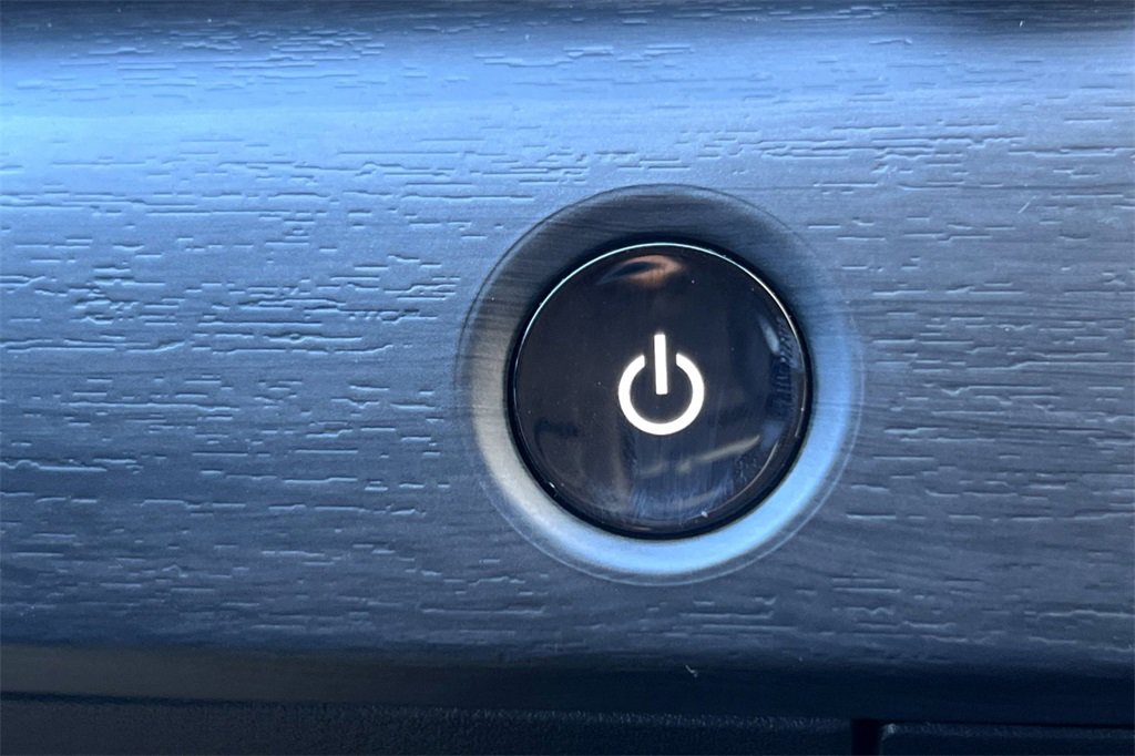 Used 2023 Nissan Ariya AWD image 24