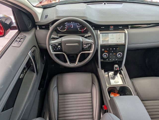 Used 2023 Land Rover Discovery Sport S image 8