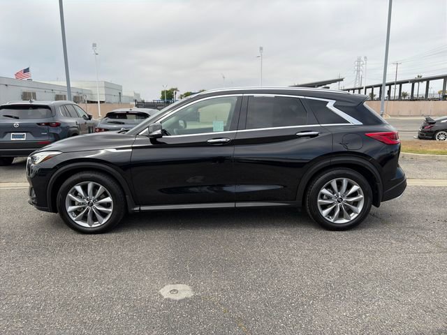 Used 2021 INFINITI QX50 Luxe FWD image 2