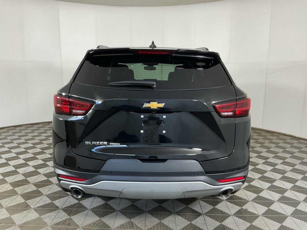 New 2026 Chevrolet Blazer LT image 10
