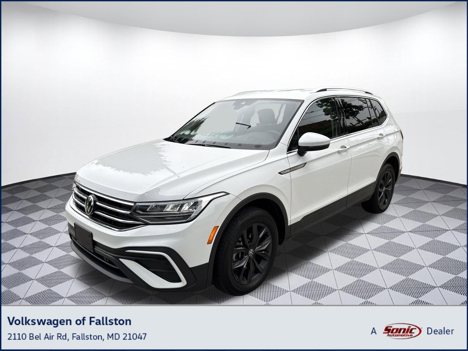 Used 2024 Volkswagen Tiguan SE