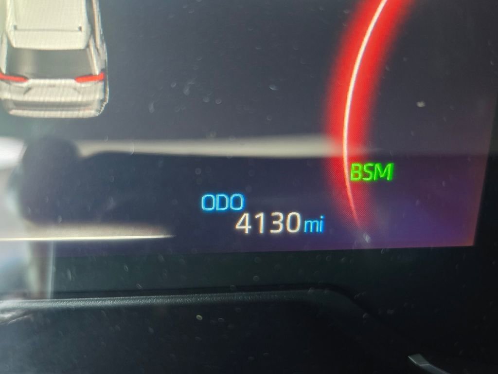 Used 2024 Toyota RAV4 XLE w/ Convenience Package image 25