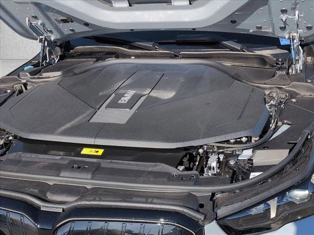 New 2026 BMW i5 eDrive40 w/ M Sport Package image 17