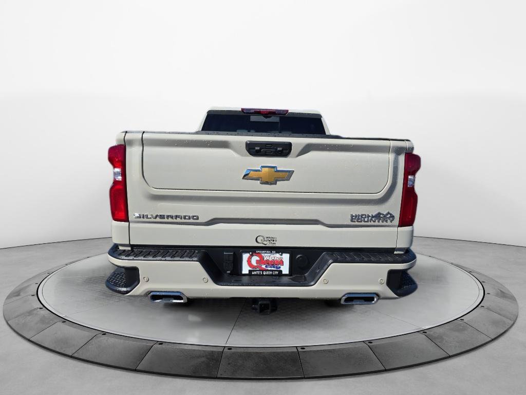 New 2026 Chevrolet Silverado 1500 High Country AWD/4WD image 4