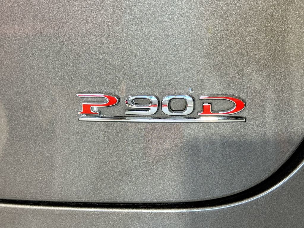 Used 2016 Tesla Model X Performance image 11