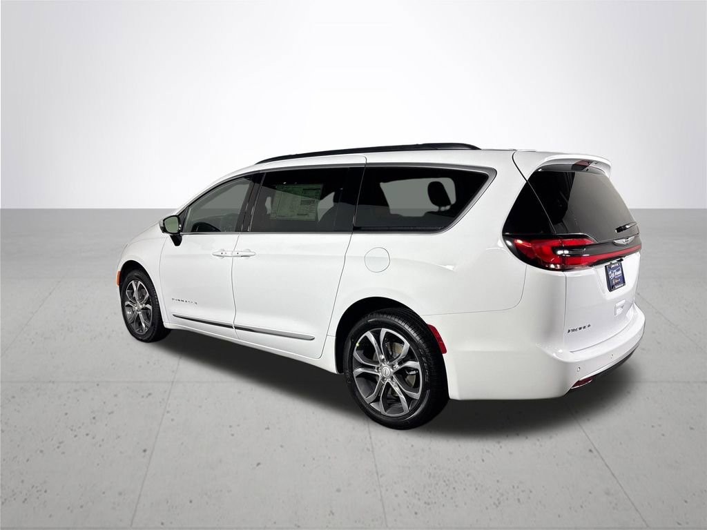 New 2026 Chrysler Pacifica Pinnacle image 8