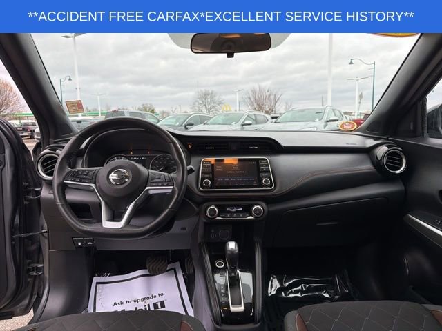 Used 2019 Nissan Kicks SR image 19