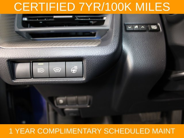Used 2025 Toyota Prius XLE FWD image 20