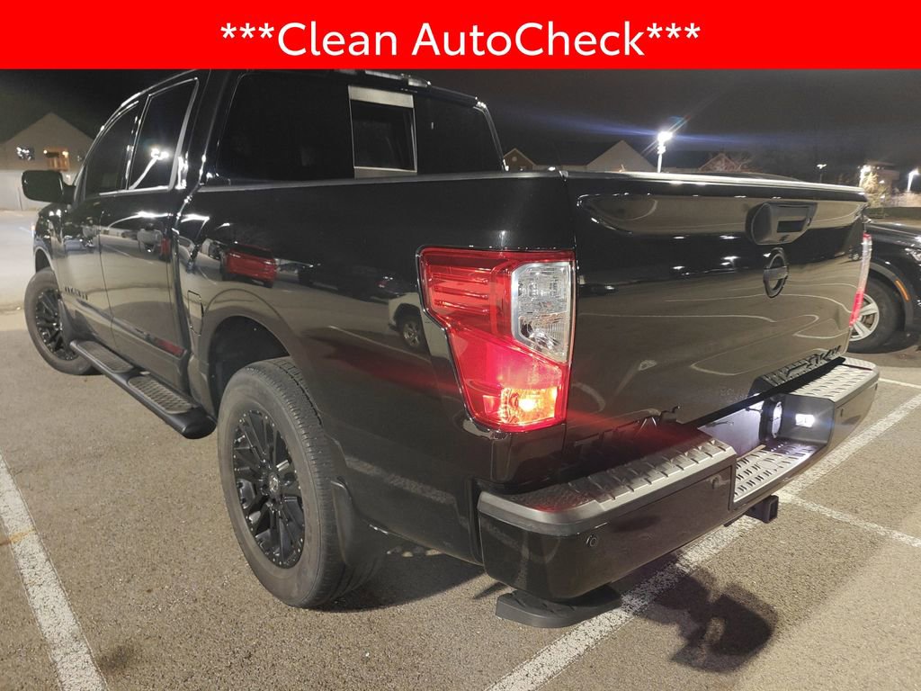 Used 2019 Nissan Titan SV w/ SV Convenience Package image 4