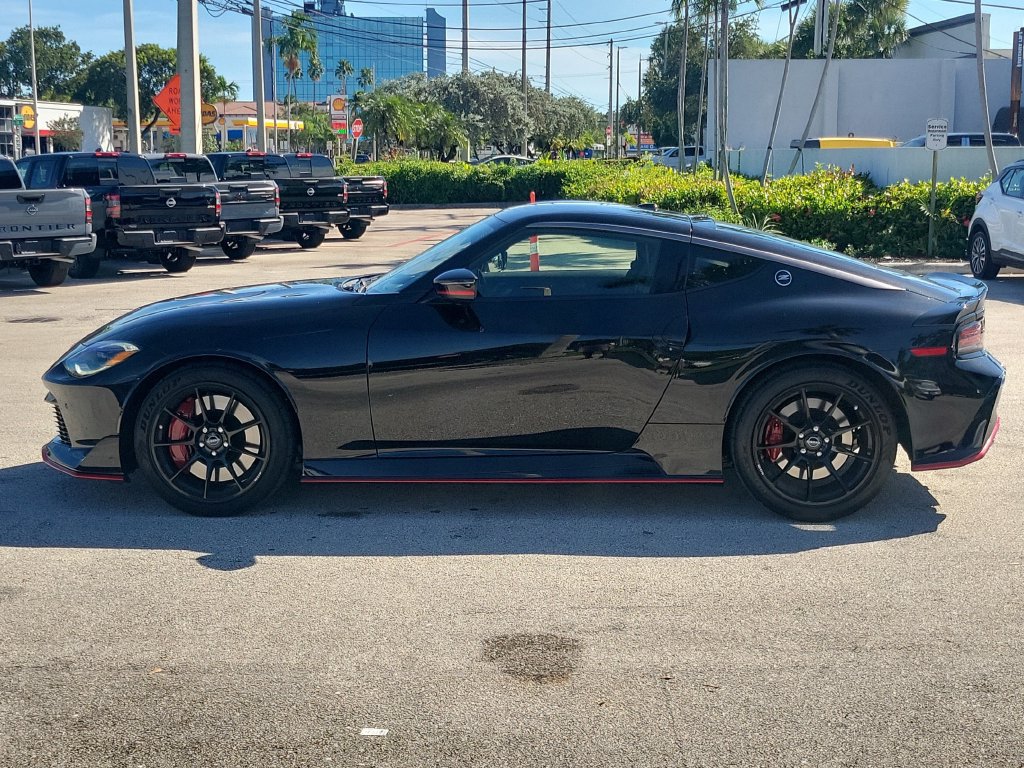 Certified 2024 Nissan Z Performance w/ Floor Mat Package RWD image 12