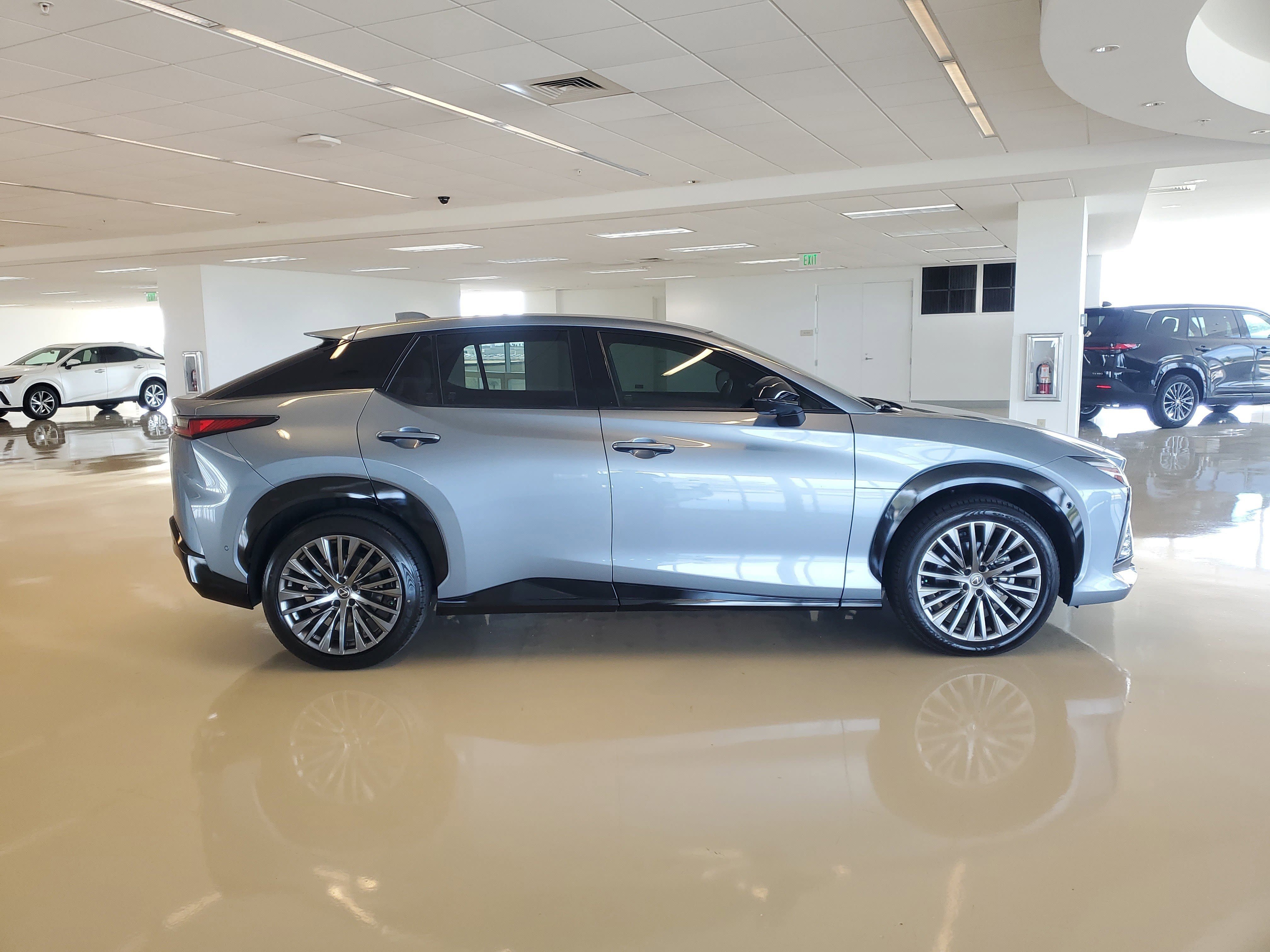 Certified 2023 Lexus RZ 450e Premium w/ Accessory Package (2T) AWD/4WD image 11