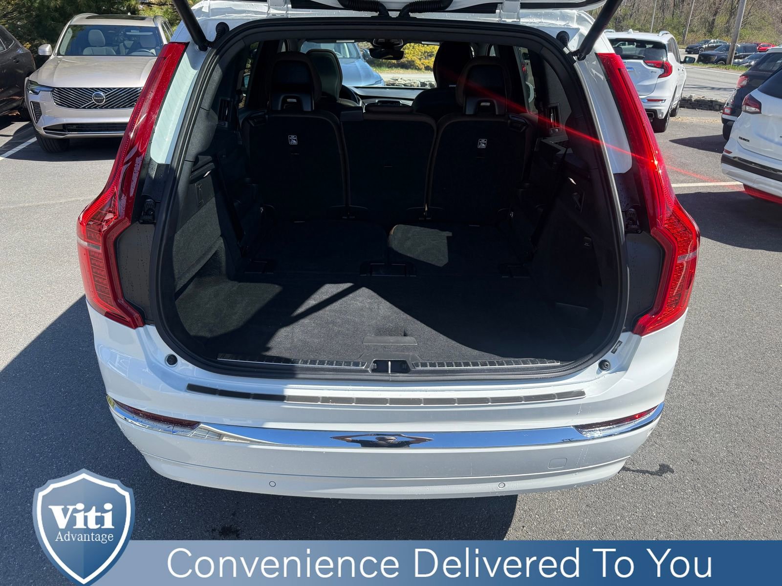 Used 2023 Volvo XC90 B5 Plus w/ Protection Package Premier AWD/4WD image 24