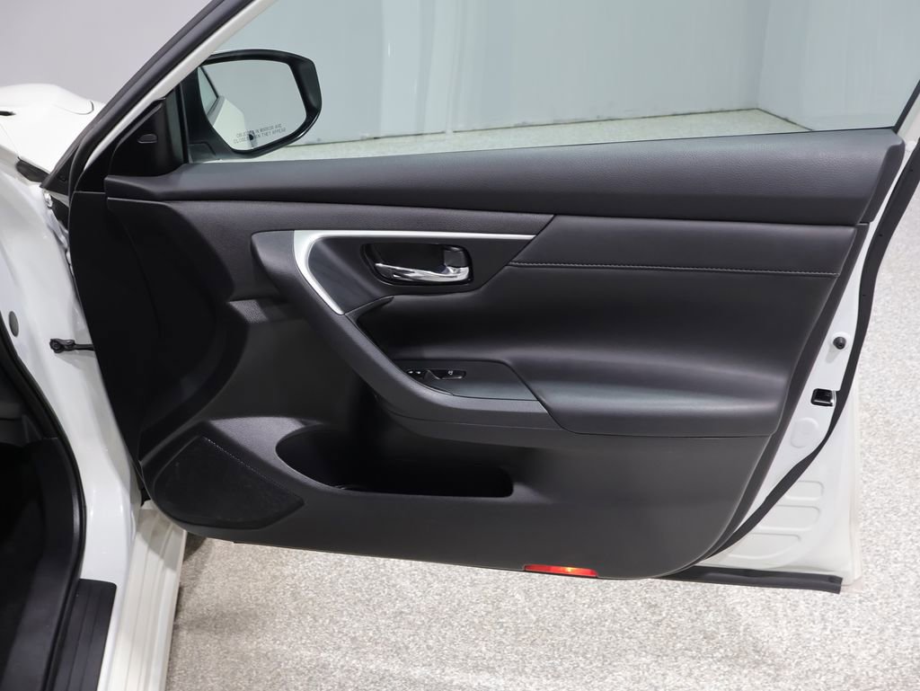 Used 2017 Nissan Altima 2.5 SL FWD image 23