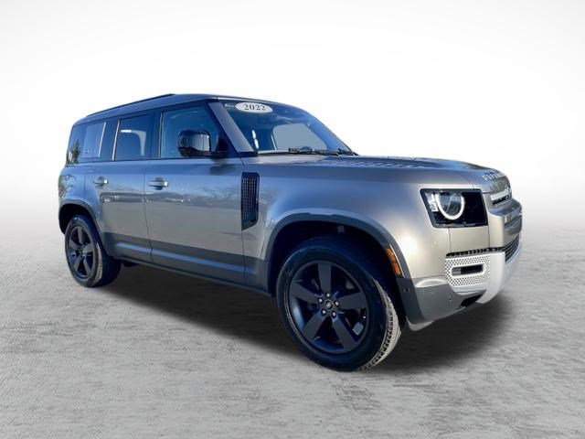 Used 2022 Land Rover Defender 110 S image 3