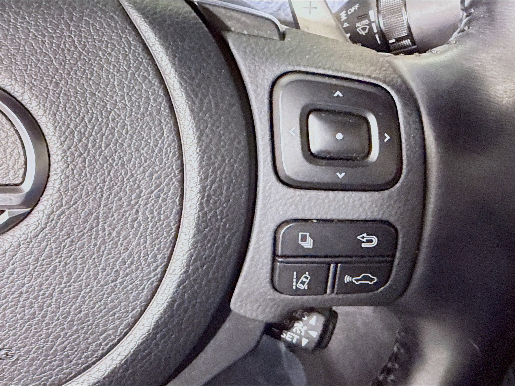 Used 2022 Lexus IS 300 w/ Premium Package image 15