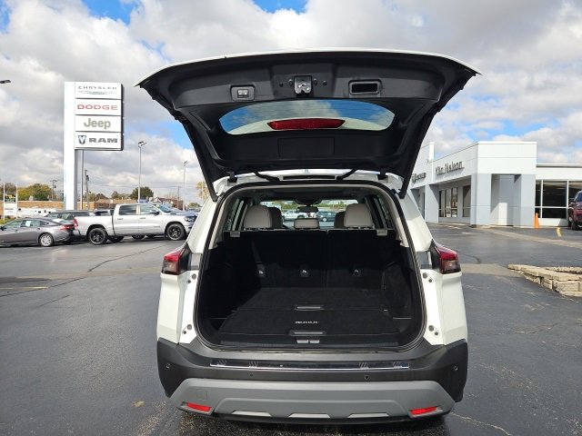 Used 2021 Nissan Rogue SL w/ Premium Package image 7