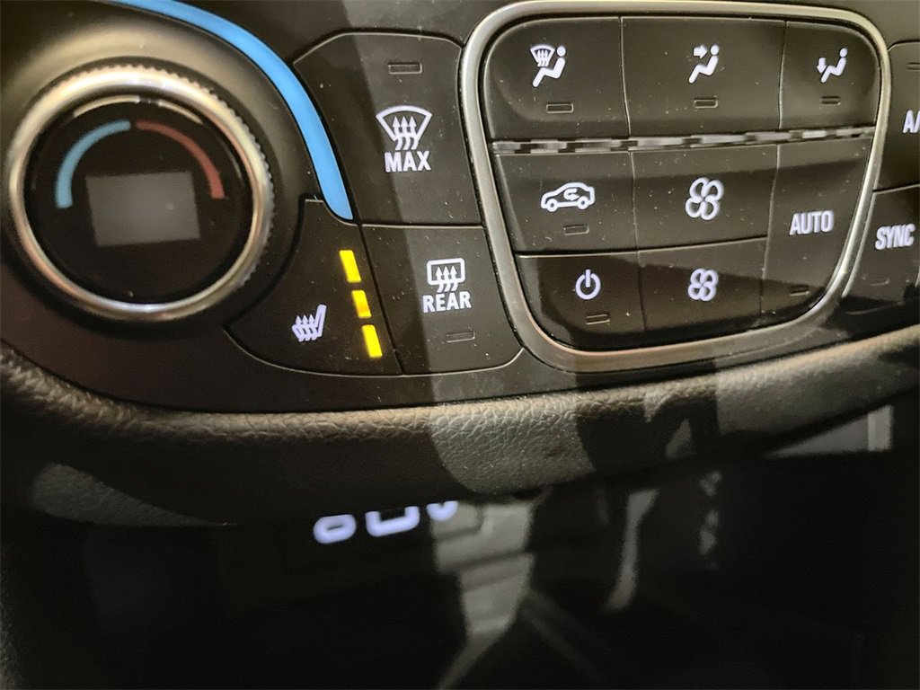 Used 2020 Chevrolet Equinox Premier image 33