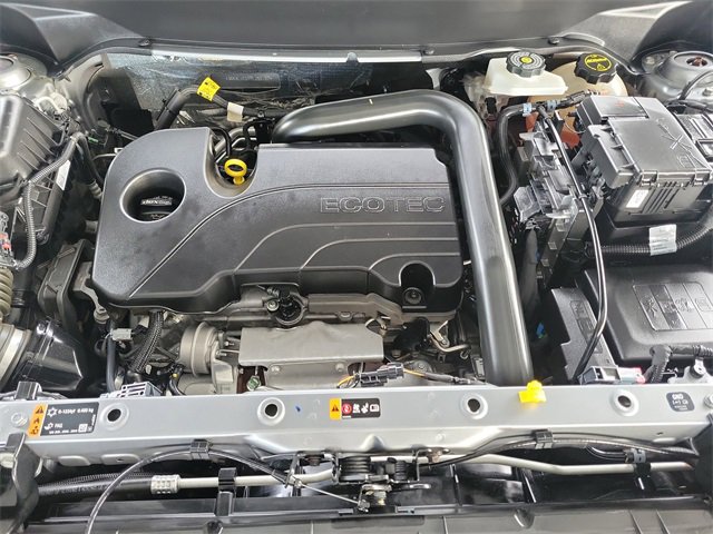 Used 2024 GMC Terrain SLT image 30