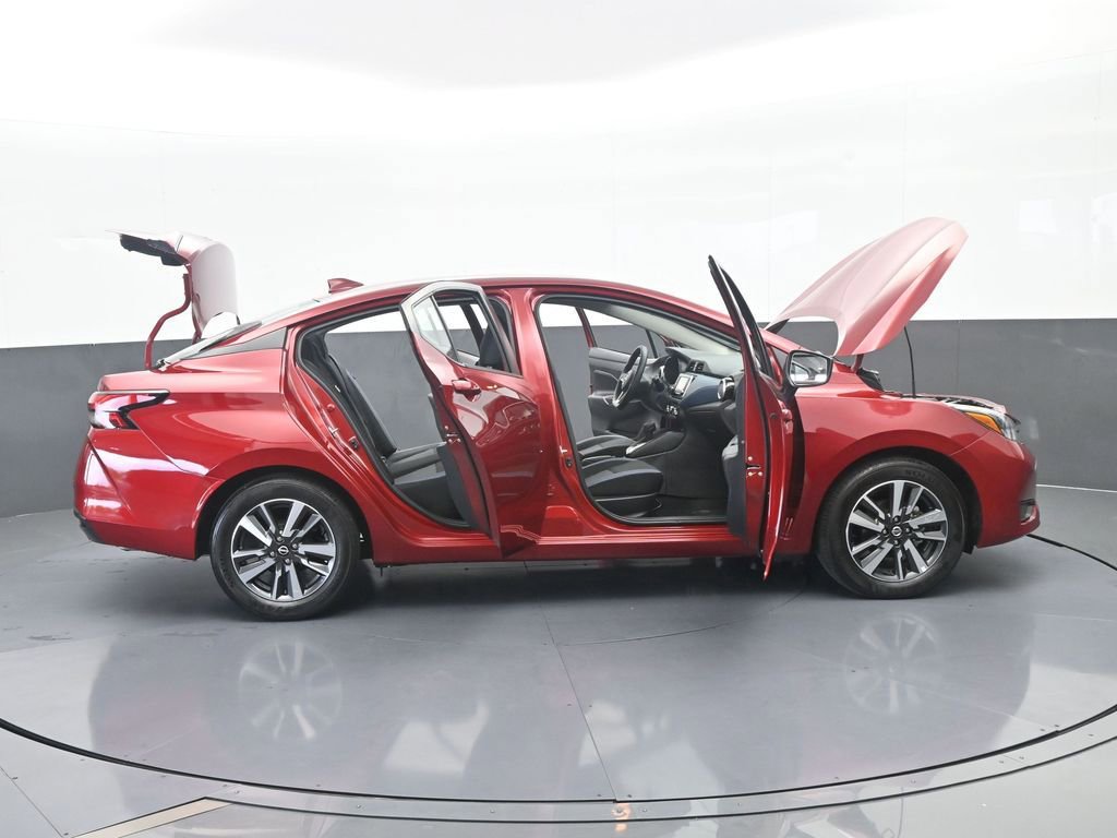 Used 2025 Nissan Versa SV image 67