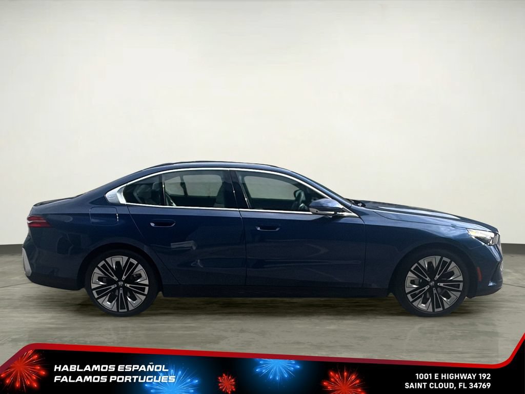Used 2024 BMW 530i xDrive w/ Executive Package AWD/4WD image 7
