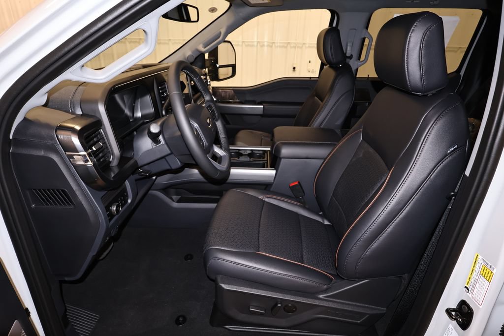 New 2026 Ford F350 Lariat w/ Black Appearance Package AWD/4WD image 12