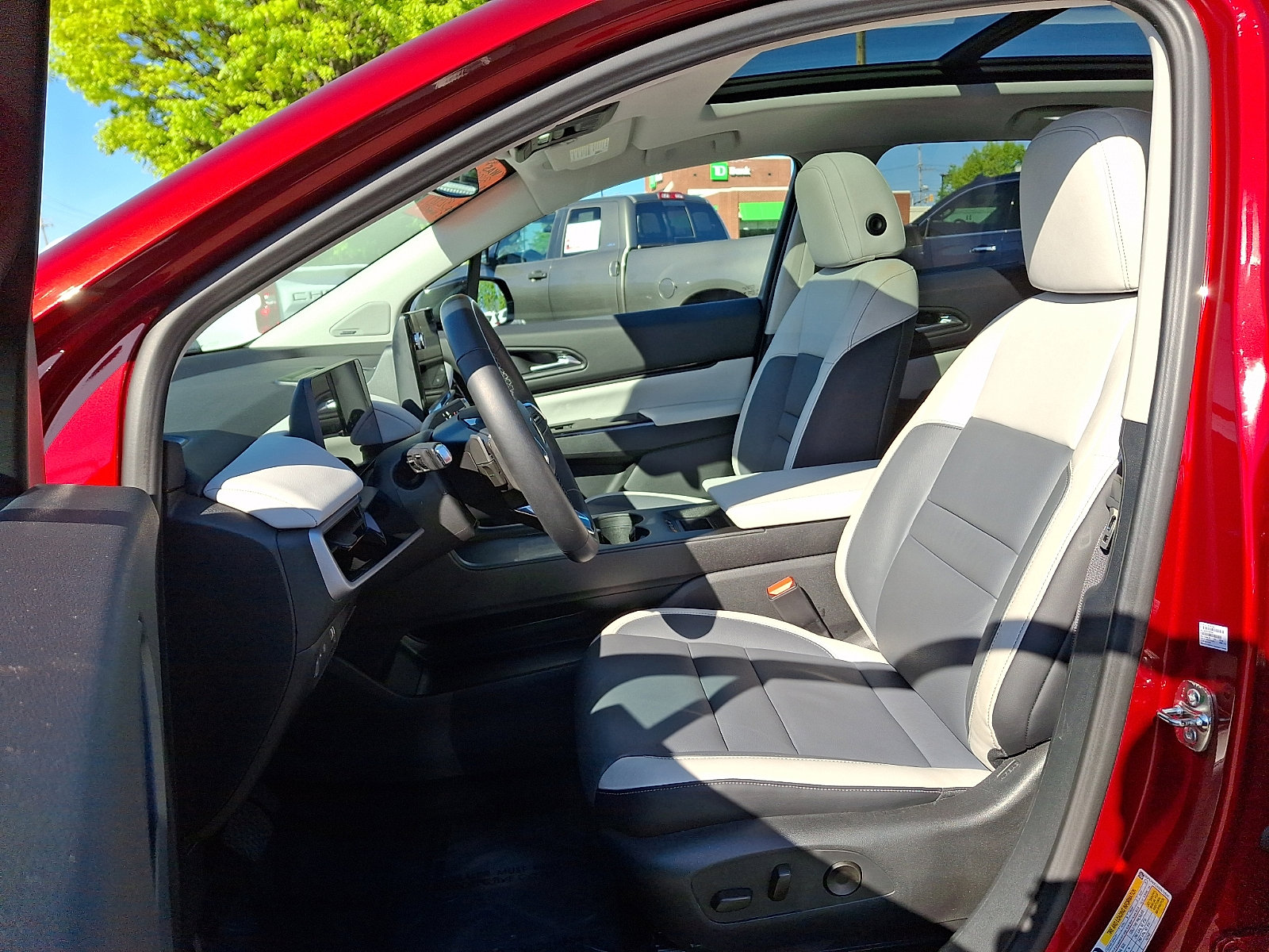 Used 2025 Honda Prologue Touring image 13
