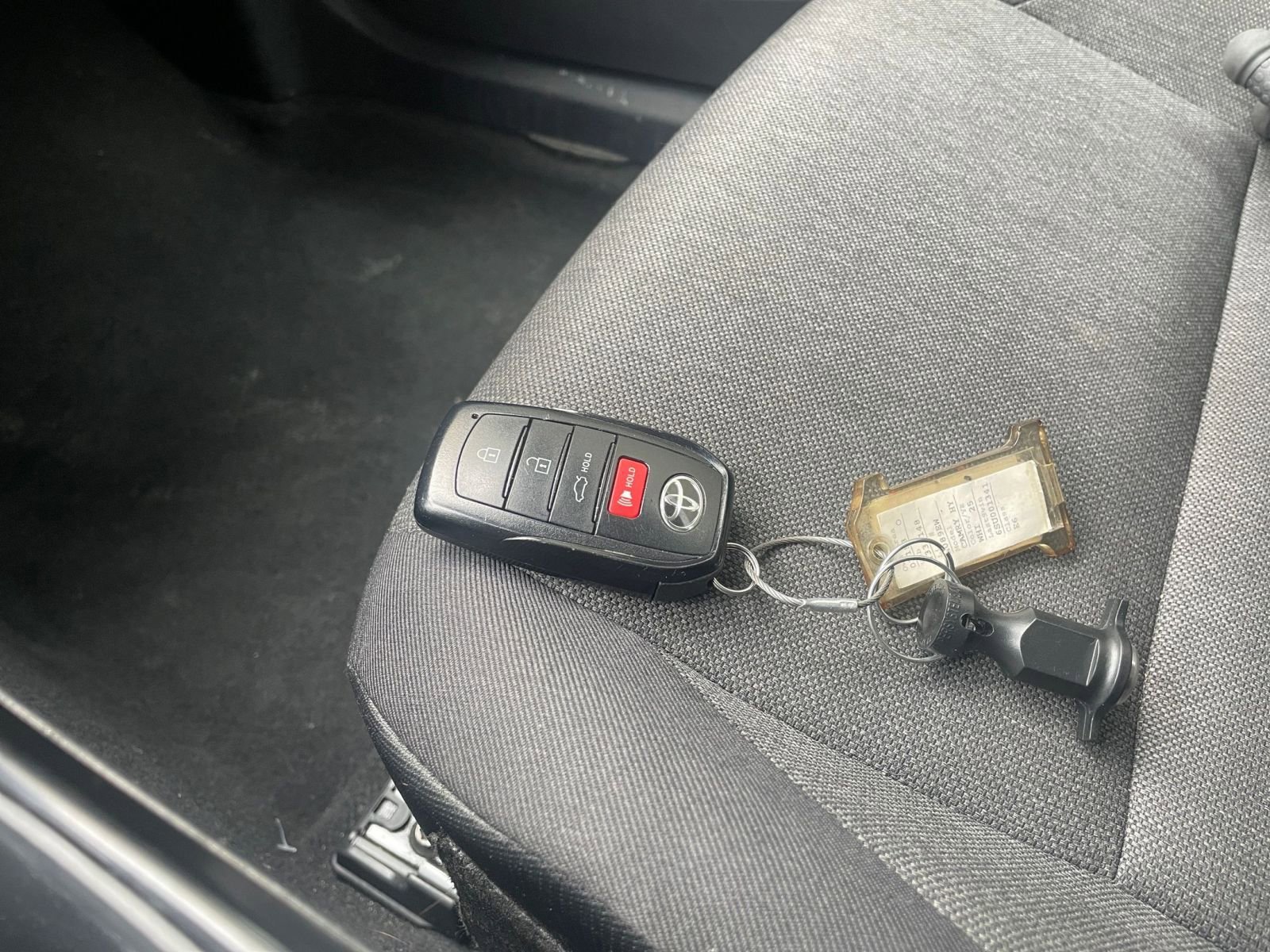 Used 2025 Toyota Camry LE image 21