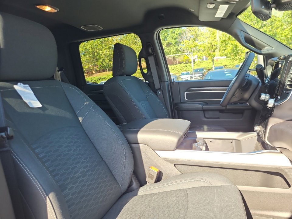 New 2025 RAM 2500 Big Horn image 28