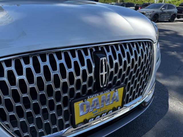 Certified 2023 Lincoln Corsair AWD w/ Equipment Group 101A image 10