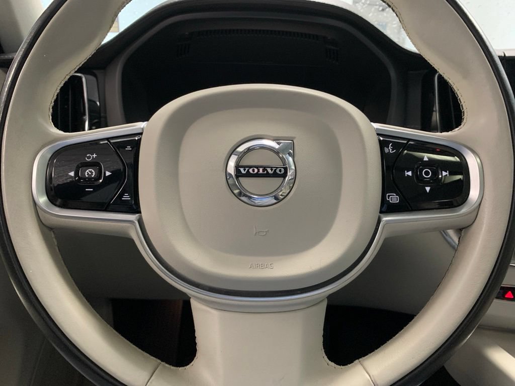 Used 2019 Volvo XC60 T6 Inscription w/ Protection Package AWD/4WD image 15