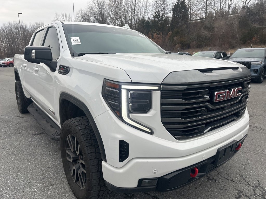 Used 2024 GMC Sierra 1500 AT4 w/ Technology Package image 3
