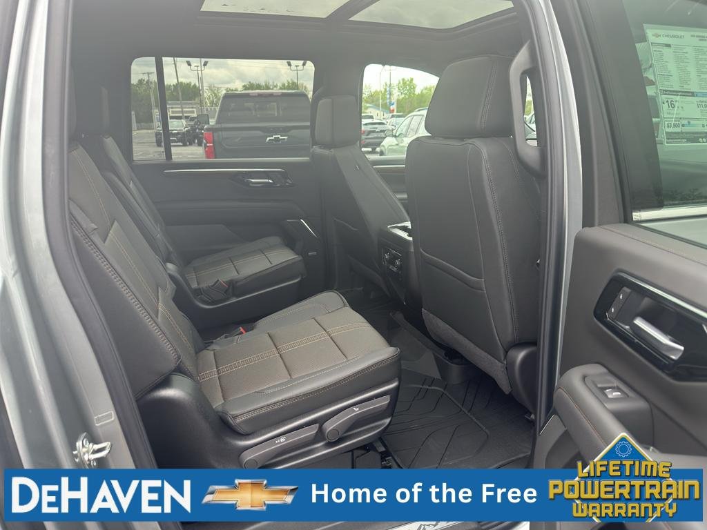 New 2026 Chevrolet Suburban High Country AWD/4WD image 26