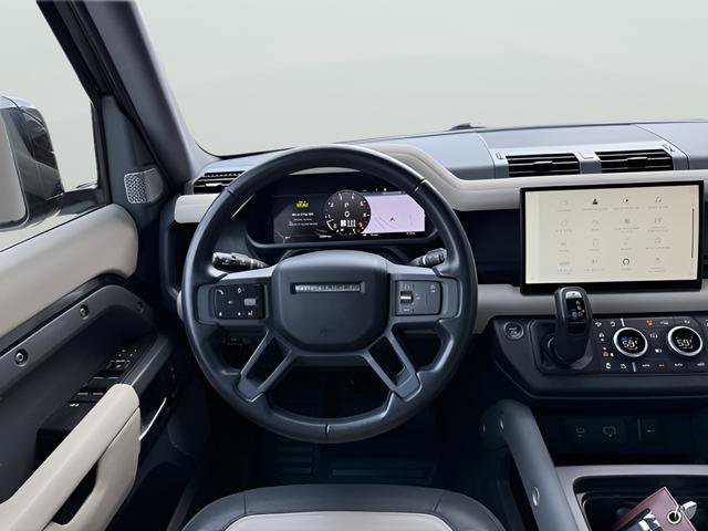 Certified 2023 Land Rover Defender 130 X-Dynamic SE image 13