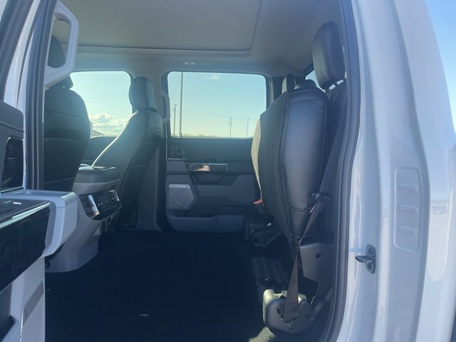 New 2024 Ford F250 XLT w/ XLT Premium Package image 32