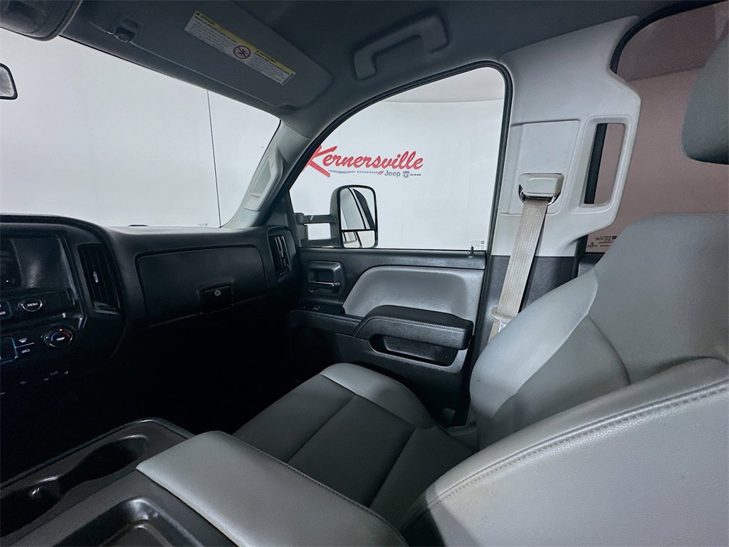 Used 2015 Chevrolet Silverado 3500 W/T image 11