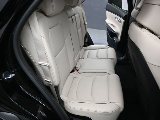 Used 2024 Genesis GV70 2.5T w/ Advanced Package image 14