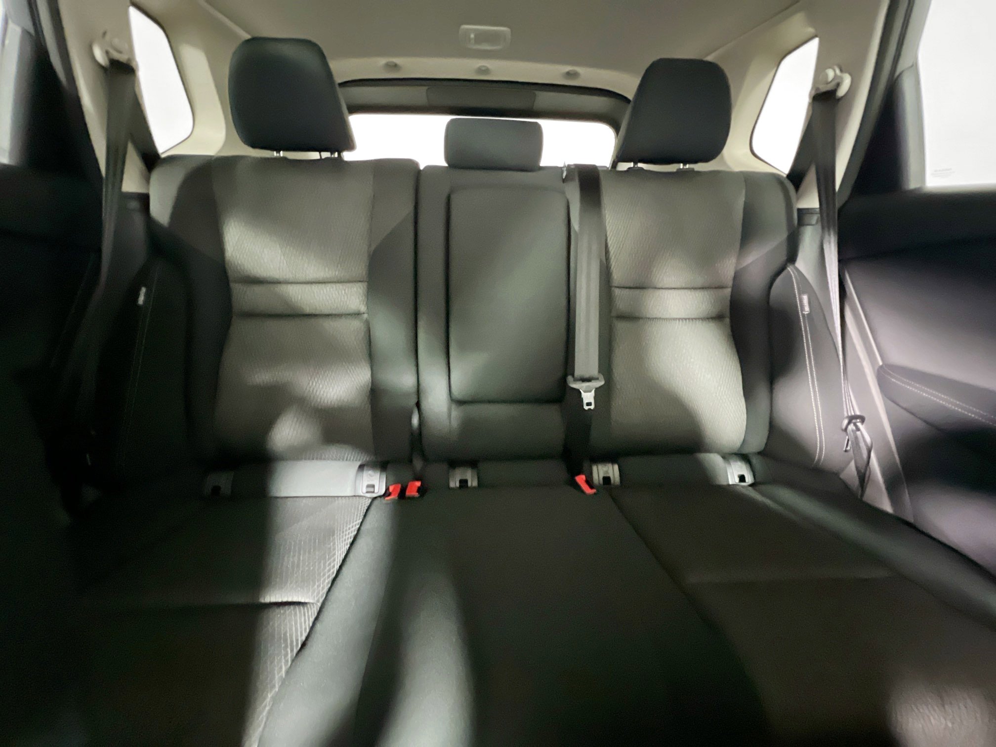 Used 2024 Nissan Rogue SV image 33