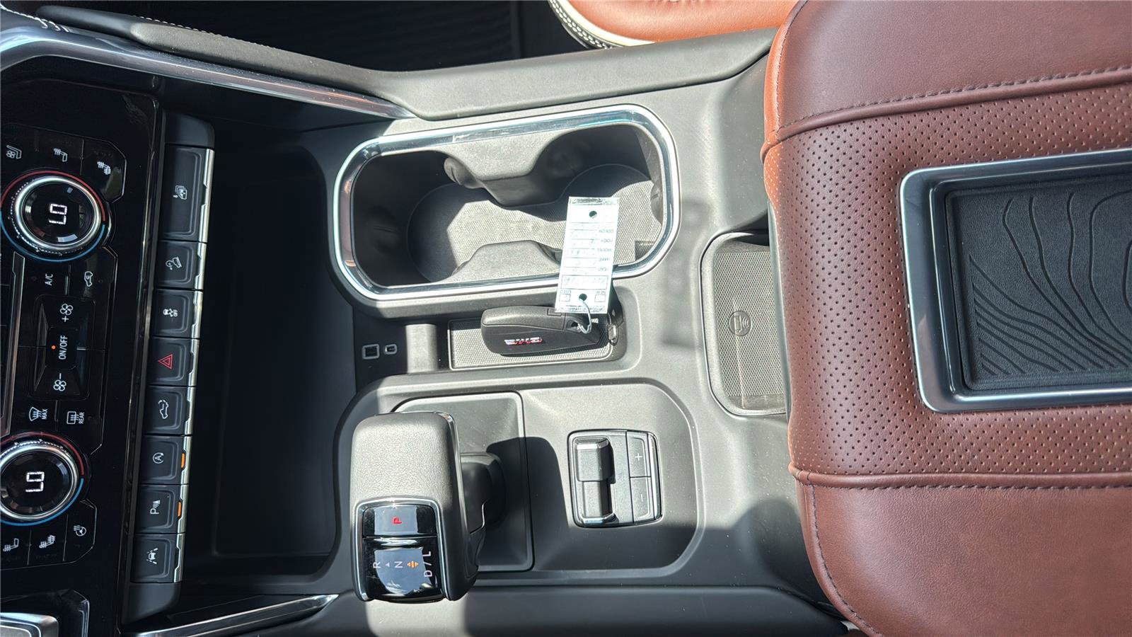 Used 2022 GMC Sierra 1500 Denali Ultimate AWD/4WD image 21