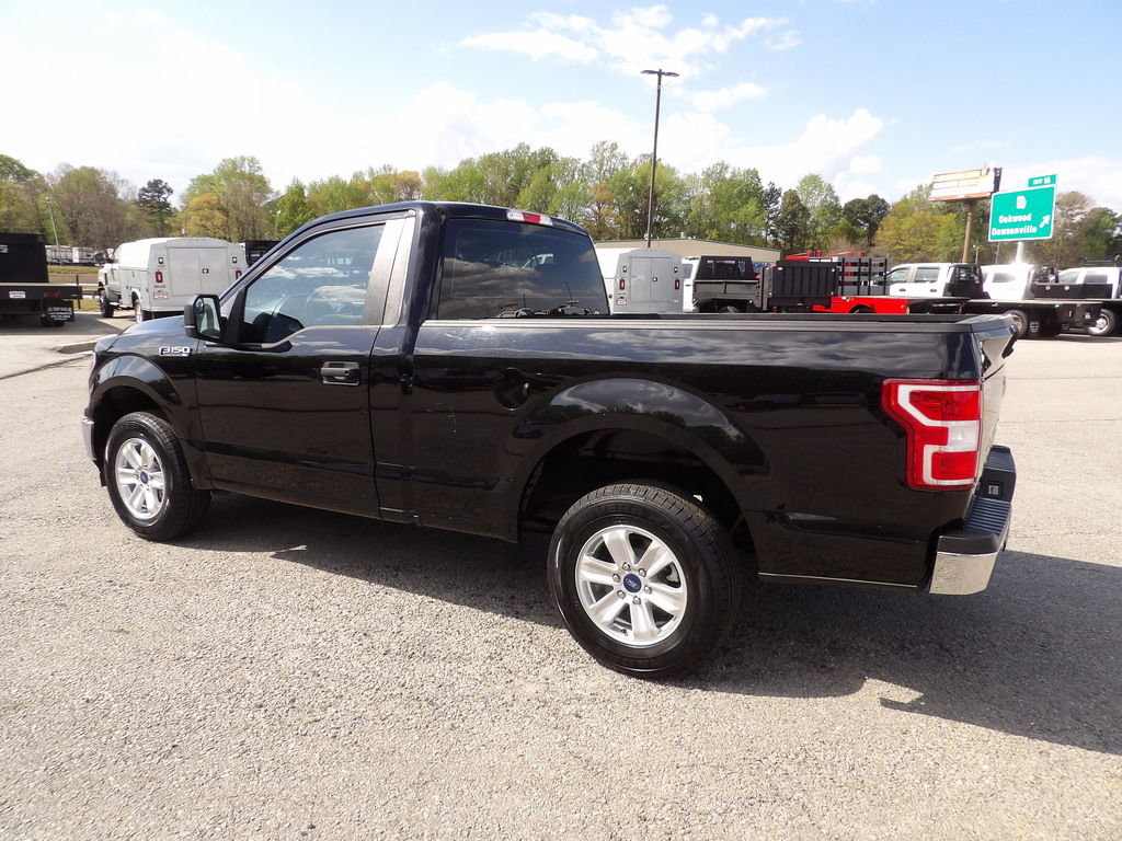 Used 2019 Ford F150 XL w/ Equipment Group 101A Mid RWD image 4