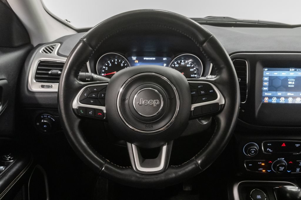 Used 2019 Jeep Compass Latitude w/ Popular Equipment Group AWD/4WD image 12
