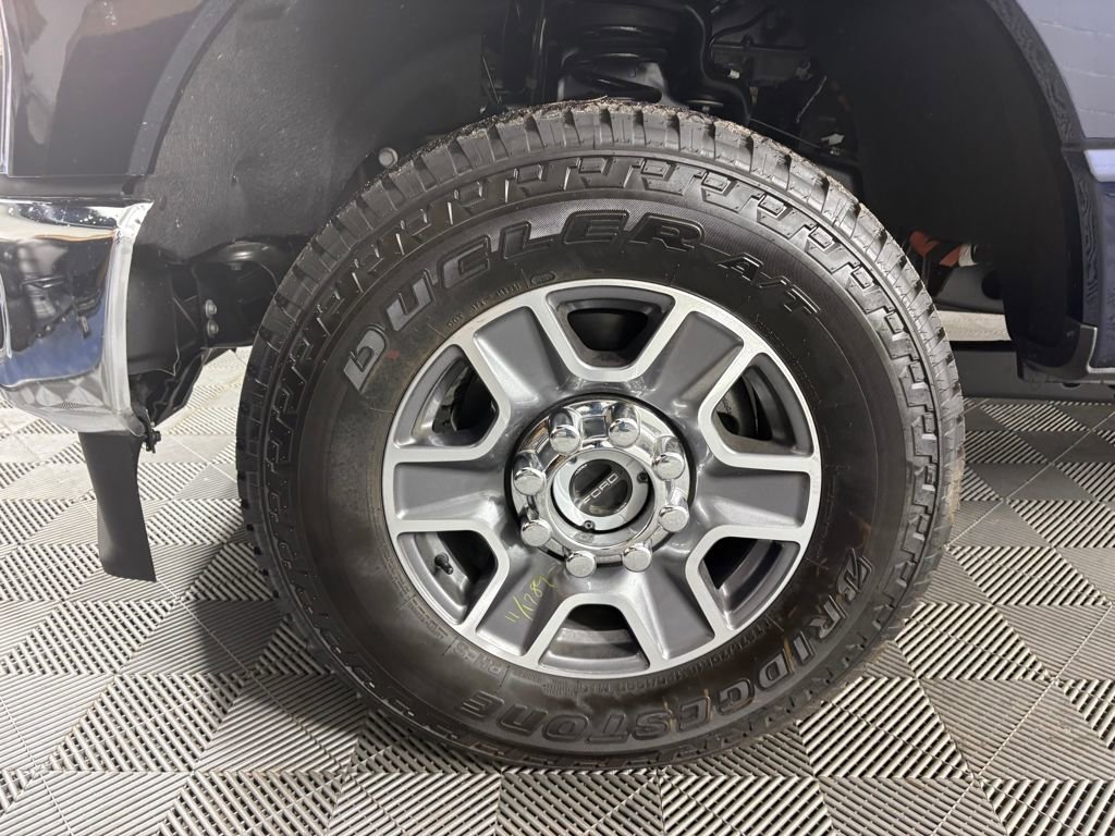 Certified 2025 Ford F350 Lariat image 12
