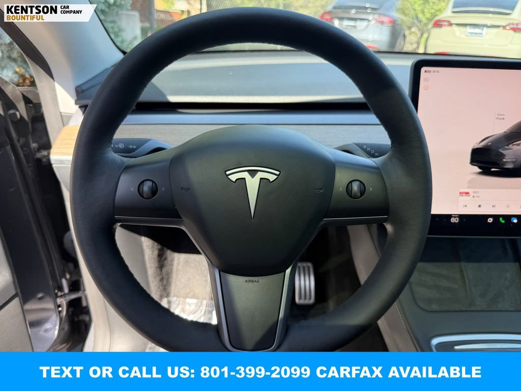 Used 2023 Tesla Model Y Performance AWD/4WD image 16