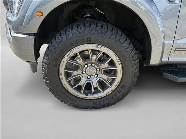 Used 2022 Ford F150 XLT w/ Equipment Group 302A High AWD/4WD image 9