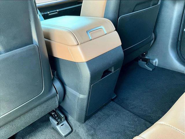 Used 2025 Hyundai Santa Fe Limited image 23