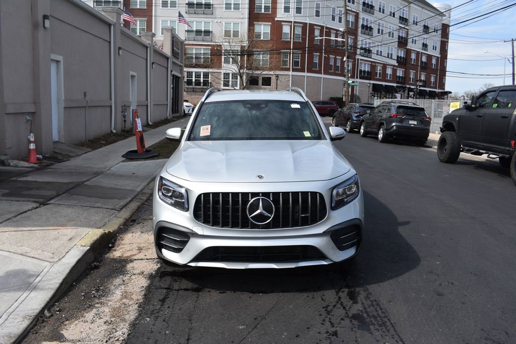 Used 2022 Mercedes-Benz GLB 35 AMG 4MATIC image 3